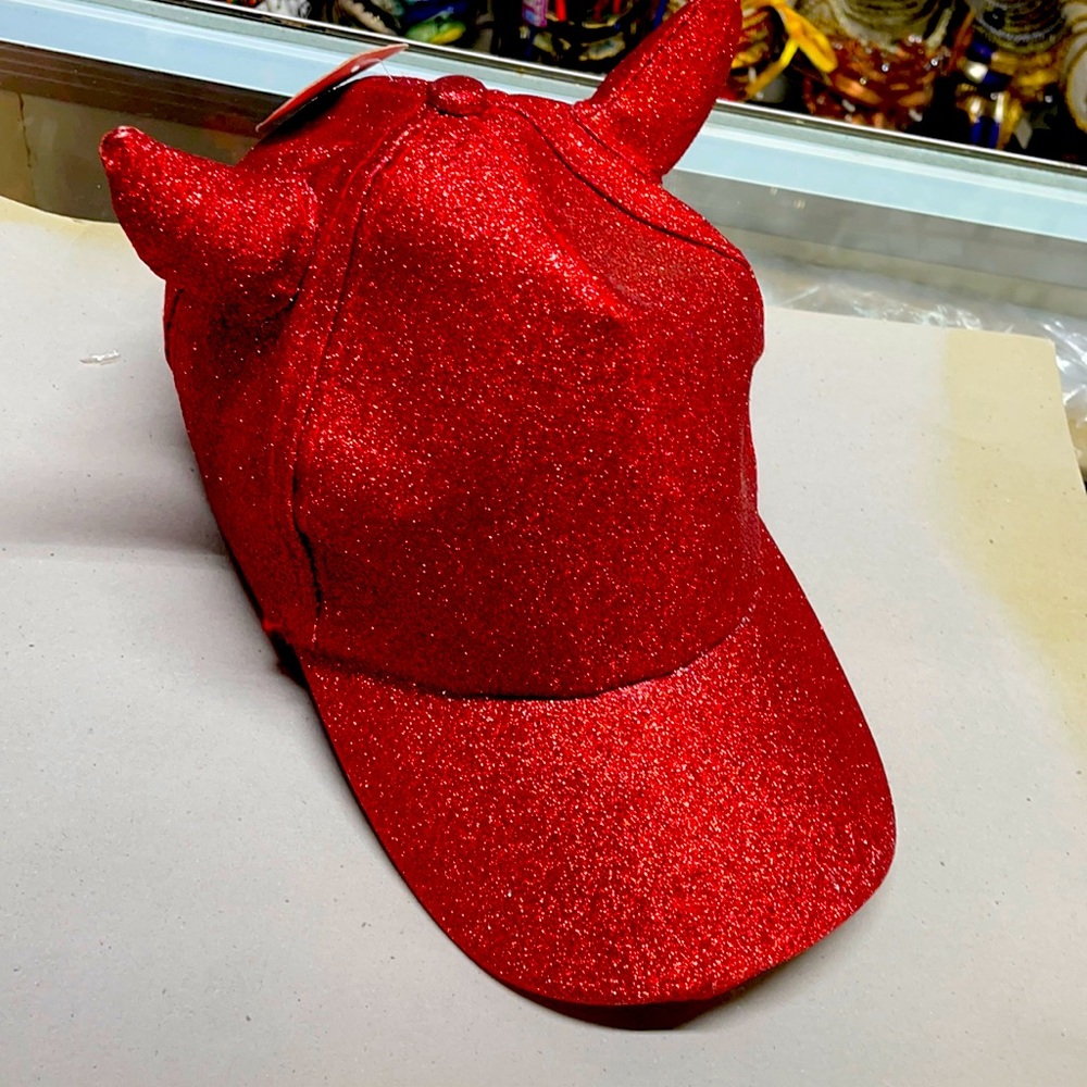 Baseball hat